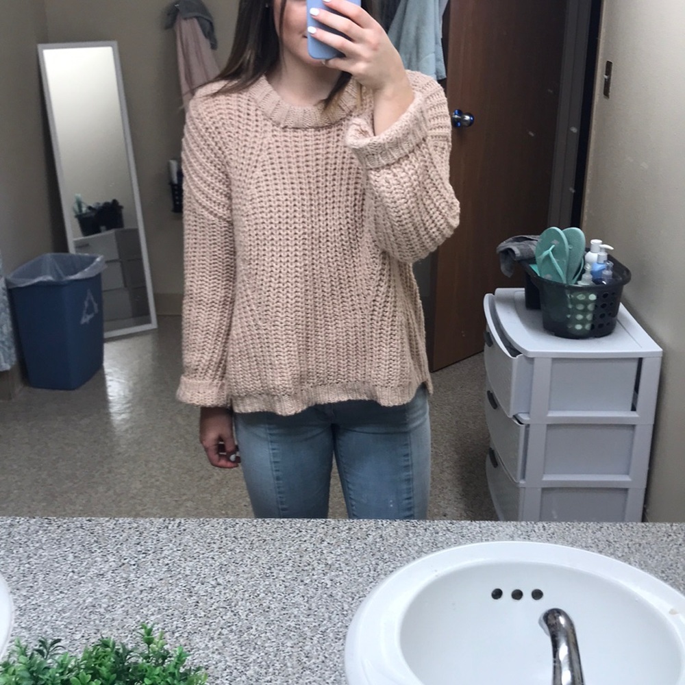 Light pink soft sweater